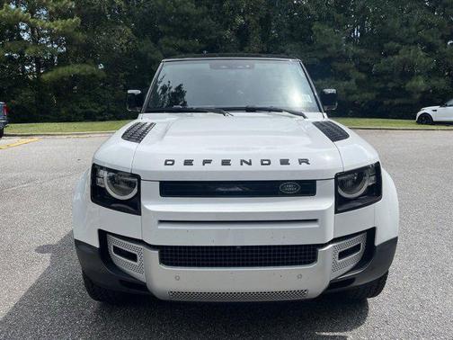 2023 Land Rover Defender 90 S