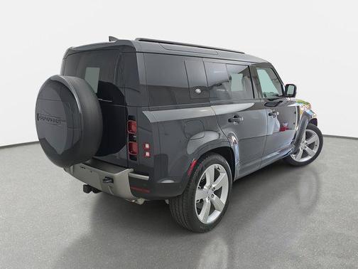 2024 Land Rover Defender 110 P400 X-Dynamic SE