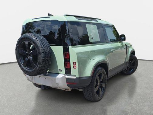 2023 Land Rover Defender 90 75th Edition