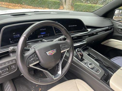 2022 Cadillac Escalade Sport