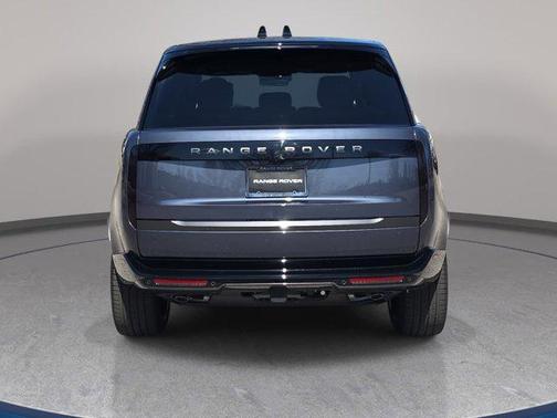 Blue 2026 Land Rover Range Rover P530 SE 7 Seat