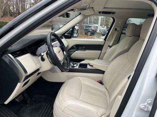 2023 Land Rover Range Rover P400 SE