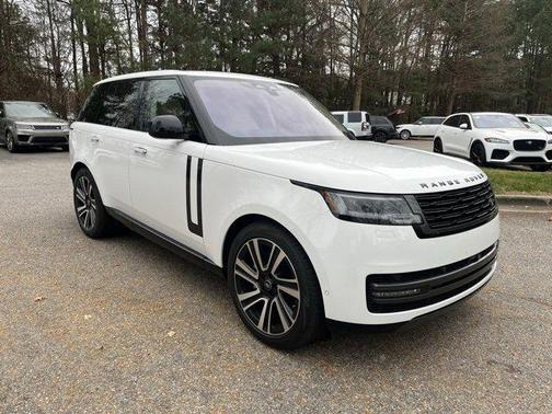 2023 Land Rover Range Rover P400 SE