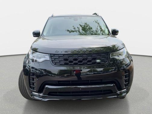 2025 Land Rover Discovery P300 Dynamic SE