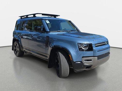 2025 Land Rover Defender 110 P400 X-Dynamic SE