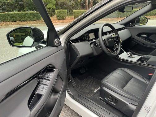 2024 Land Rover Range Rover Evoque Core S