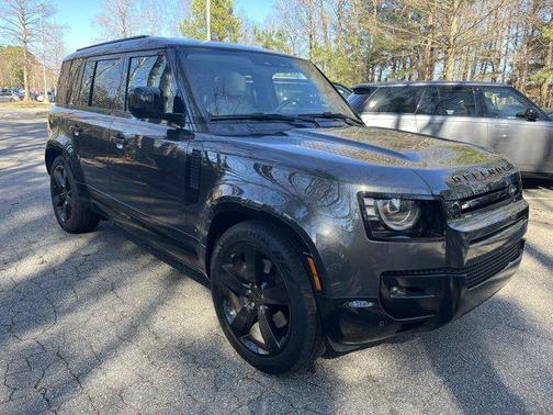 2026 Land Rover Defender P400 X-Dynamic SE