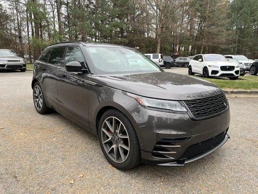 2025 Land Rover Range Rover Velar P250 SE R-Dynamic