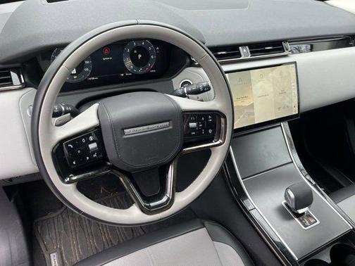 2025 Land Rover Range Rover Velar P250 SE R-Dynamic