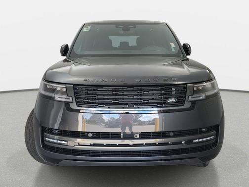 2025 Land Rover Range Rover P530 SE 7 Seat