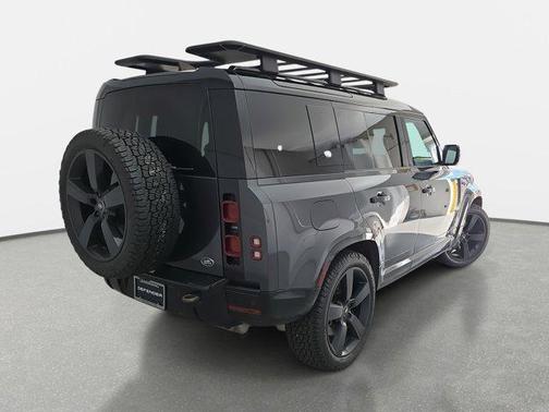 2023 Land Rover Defender 110 X-Dynamic SE