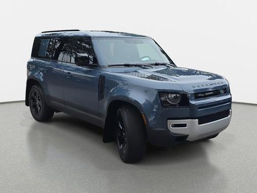 2025 Land Rover Defender 110 P300