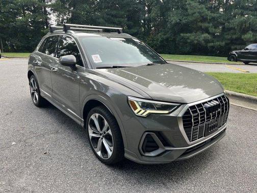 2019 Audi Q3 2.0T S line Premium Plus