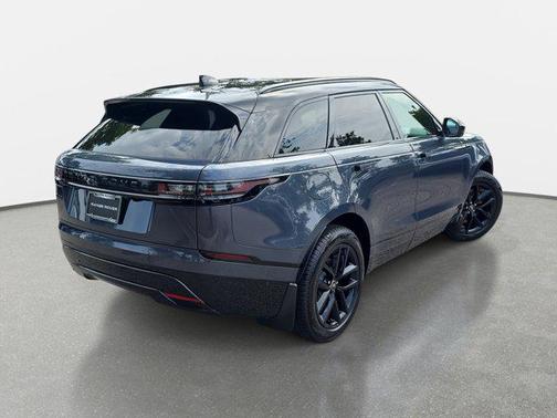 2026 Land Rover Range Rover Velar P250 SE R-Dynamic