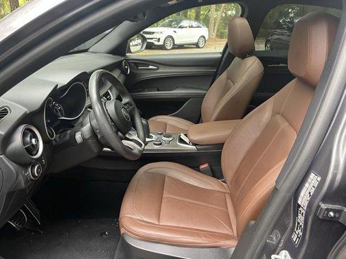 2022 Alfa Romeo Stelvio Ti