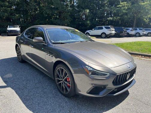 2023 Maserati Ghibli Modena