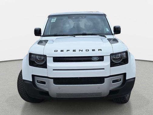 2025 Land Rover Defender 90 P300 S