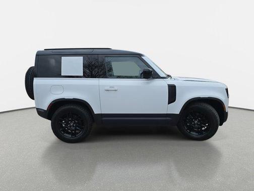 2025 Land Rover Defender 90 P300 S