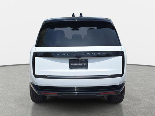 2025 Land Rover Range Rover P530 SE