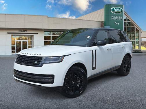 2025 Land Rover Range Rover P530 SE