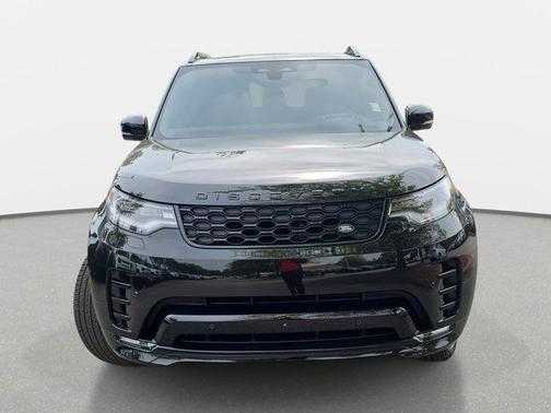 2025 Land Rover Discovery P300 Dynamic SE