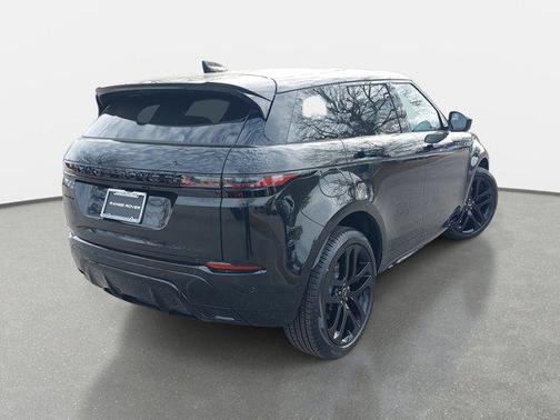 2026 Land Rover Range Rover Evoque Dynamic SE