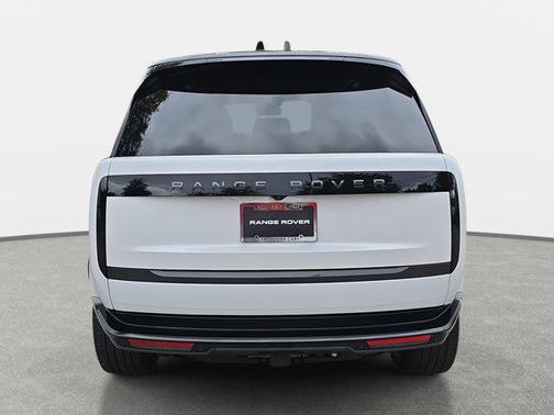 2025 Land Rover Range Rover P530 SE