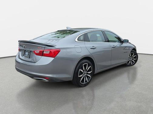 2025 Chevrolet Malibu FWD RS