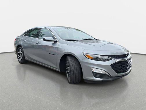 2025 Chevrolet Malibu FWD RS