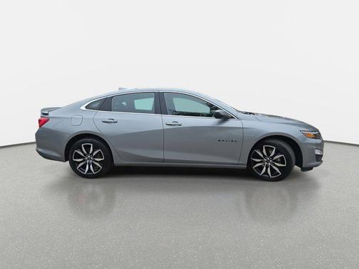 2025 Chevrolet Malibu FWD RS