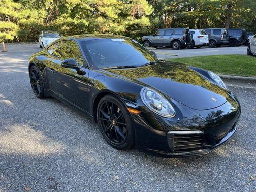 2017 Porsche 911 Carrera