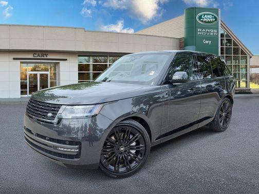 2025 Land Rover Range Rover P530 SE