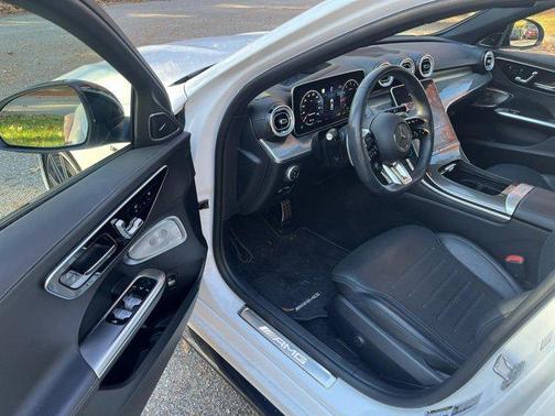 2023 Mercedes-Benz AMG C 43 4MATIC