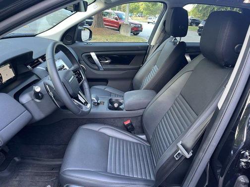 2025 Land Rover Discovery Sport S