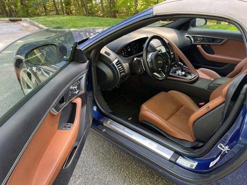 2022 Jaguar F-TYPE P450 RWD Automatic