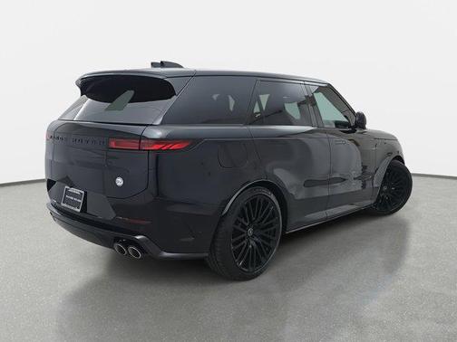 2025 Land Rover Range Rover Sport P635 SV Edition Two
