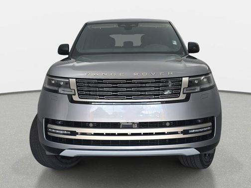 2024 Land Rover Range Rover P530 SE
