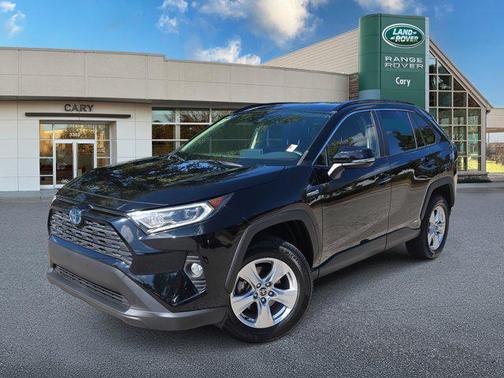 2020 Toyota RAV4 Hybrid XLE