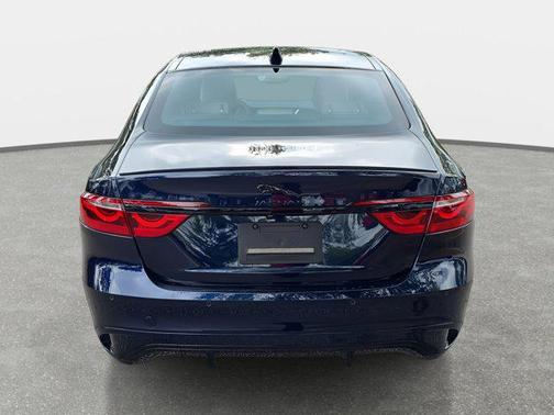 2024 Jaguar XF R-Dynamic SE P250 RWD Automatic