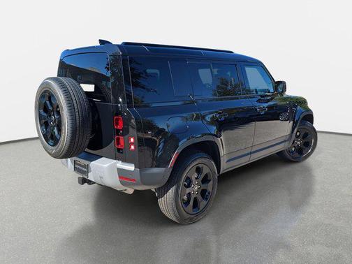 2025 Land Rover Defender 110 P300