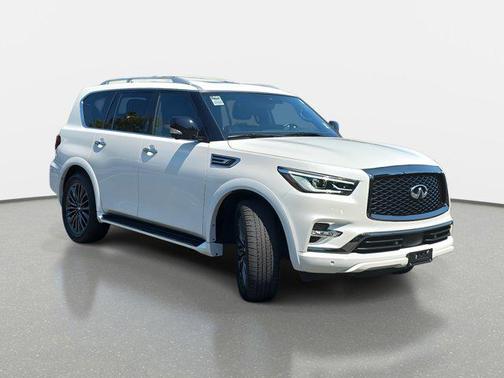 2024 INFINITI QX80 SENSORY AWD