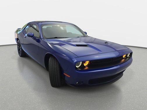 2022 Dodge Challenger SXT