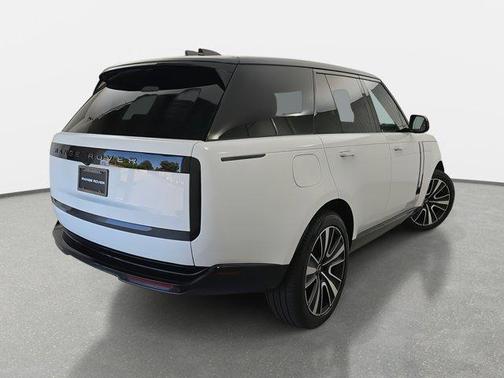 2025 Land Rover Range Rover P550e SE