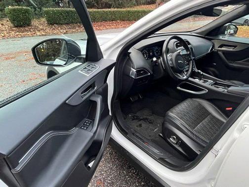 2020 Jaguar F-PACE SVR P550 AWD Automatic