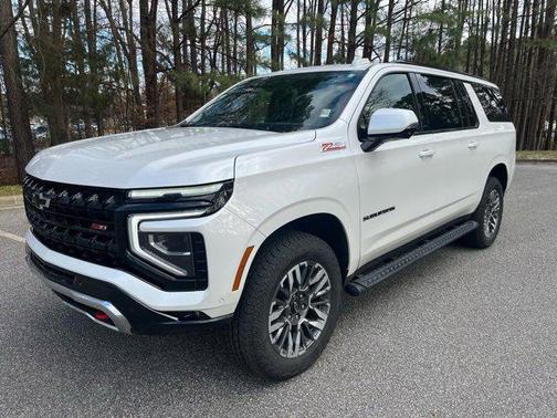 2025 Chevrolet Suburban 4WD Z71