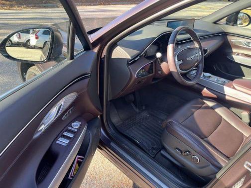 2023 Genesis GV70 2.5T AWD