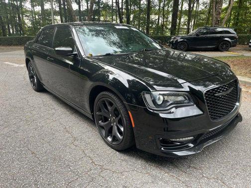 2020 Chrysler 300 Touring