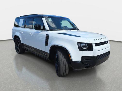 2026 Land Rover Defender V8