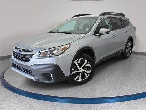 Ice Silver Metallic 2022 Subaru Outback Limited