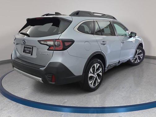 Ice Silver Metallic 2022 Subaru Outback Limited